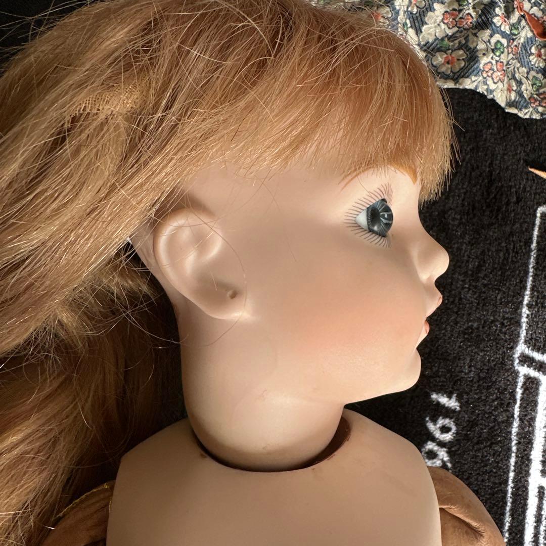 ビスクドール　ブリュジュン　スタンド付き