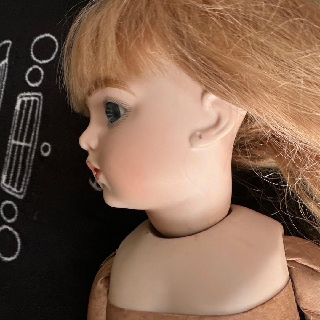 ビスクドール　ブリュジュン　スタンド付き