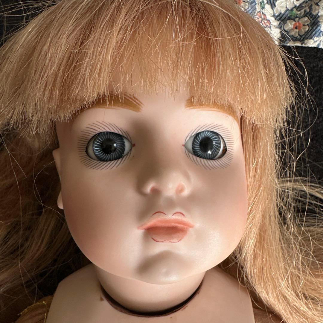 ビスクドール　ブリュジュン　スタンド付き