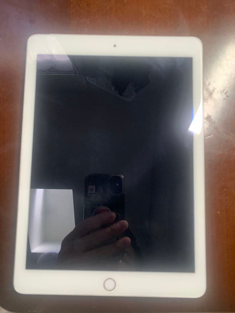 Apple iPad Air 2 32GB シルバー 本体