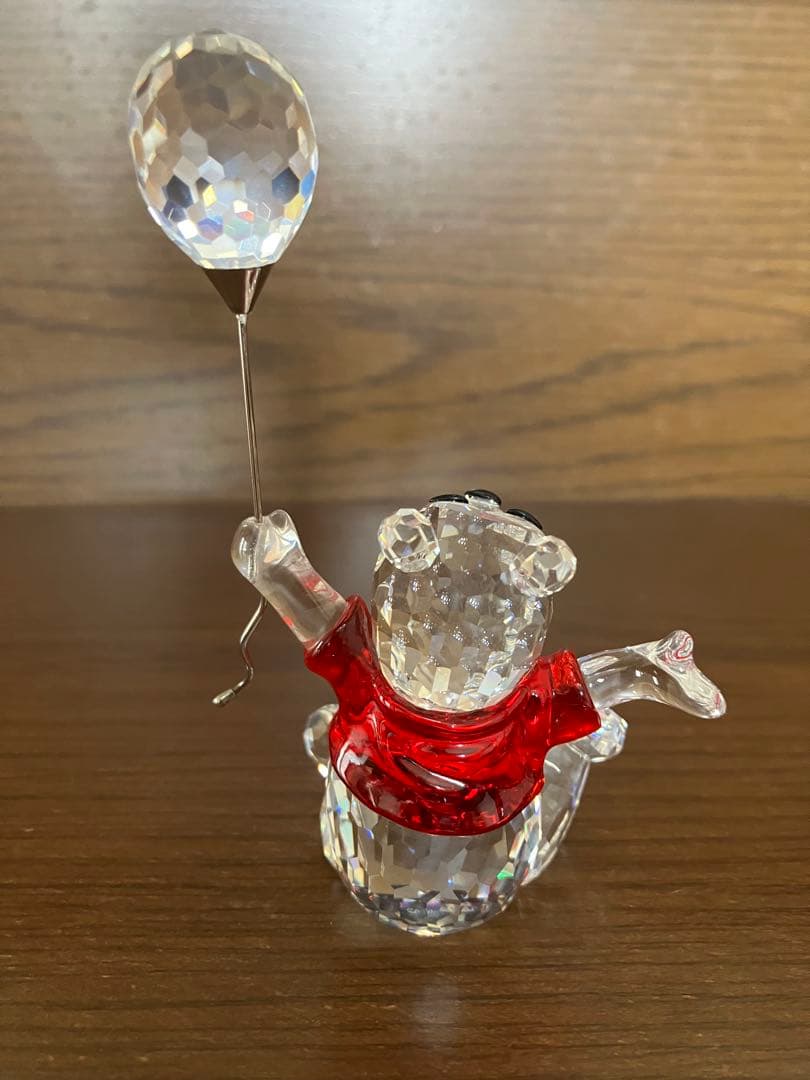 希少品　スワロフスキー　くまのプーさん