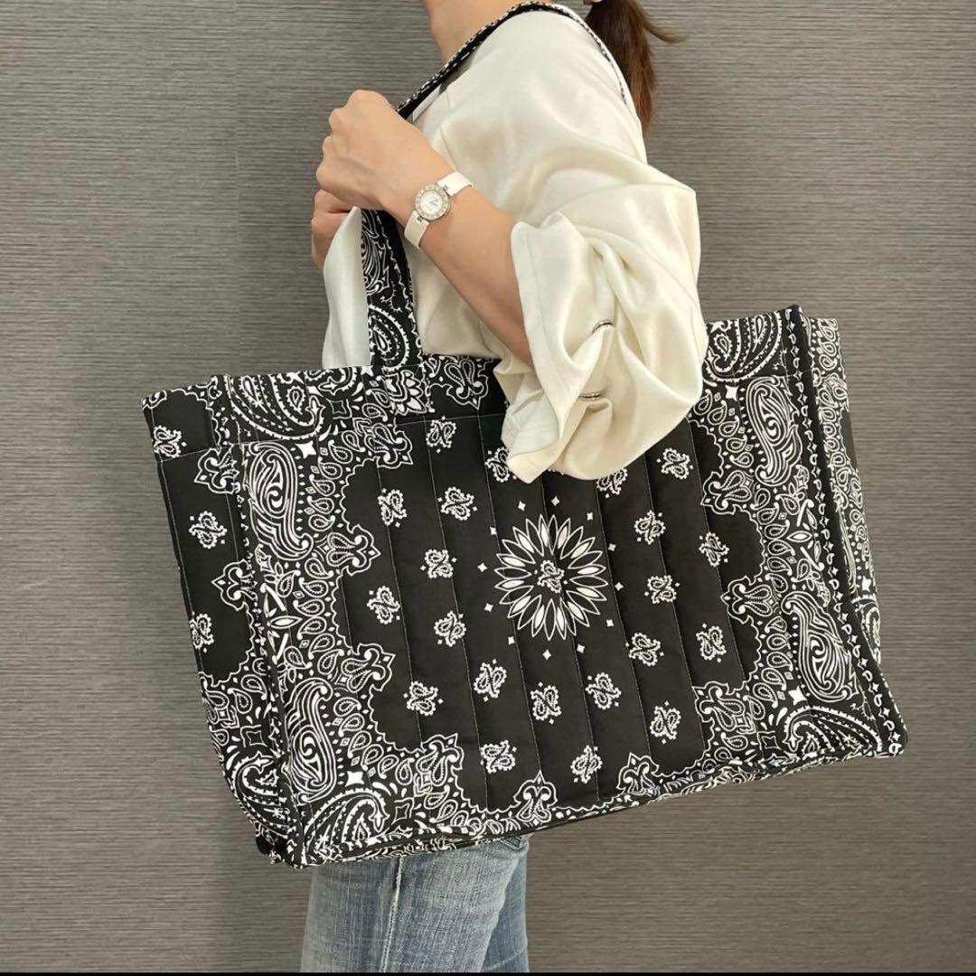 再販⭐︎キルトビッグトート　オリーブ×グリーン ペイズリー柄　ダブルハンドル