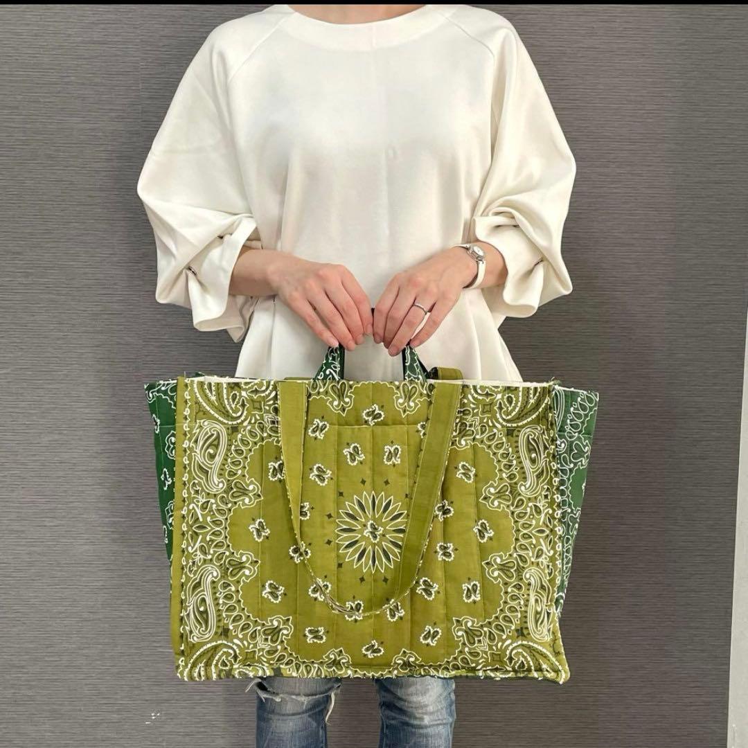 再販⭐︎キルトビッグトート　オリーブ×グリーン ペイズリー柄　ダブルハンドル