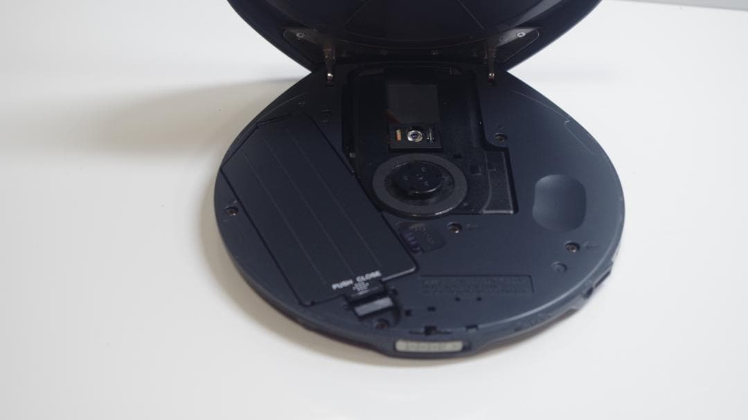 A3872 SONY ソニー ポータブル CDウォークマン D-E888