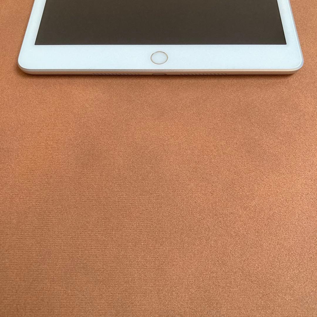 554【早い者勝ち】外観美品☆iPad8 第8世代 32GB SIMフリー☆