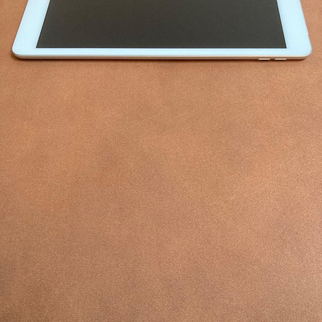 554【早い者勝ち】外観美品☆iPad8 第8世代 32GB SIMフリー☆