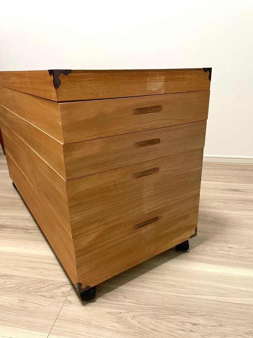 桐衣装箱４段収納ケース　着物　桐箪笥　柿渋仕上げ