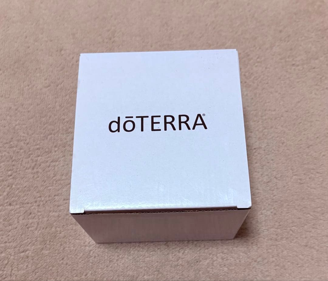 doTERRA 2024 コンベンション限定 木製オイルボックス（非売品）