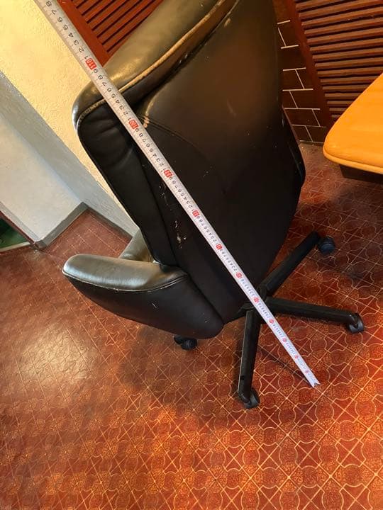 カリモク　レザーデスクチェアー