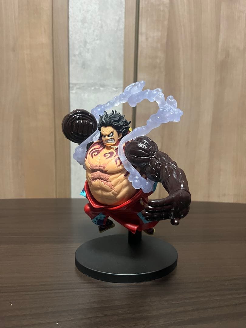 ワンピース　ルフィフィギュアセット