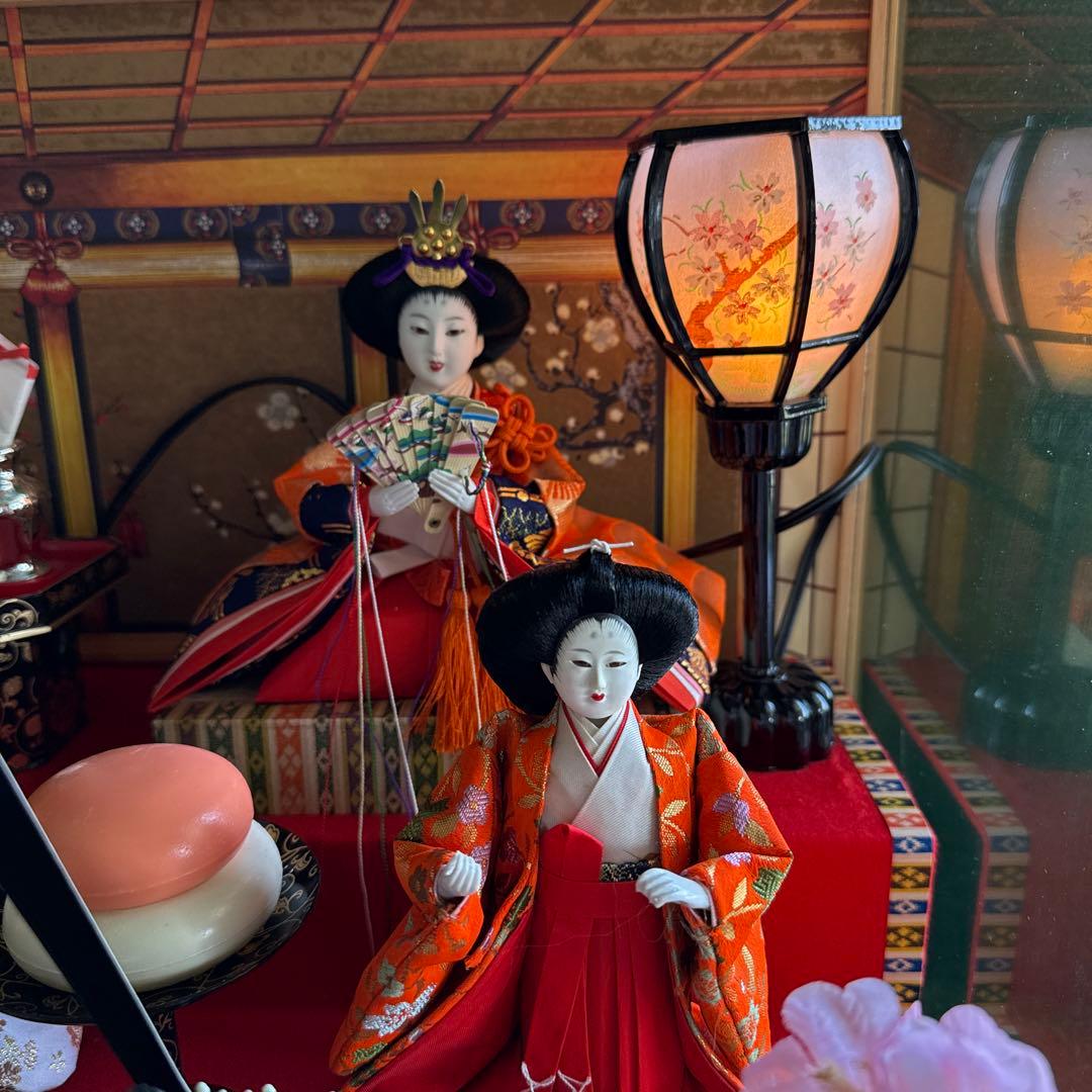 ＆【A0181】 特選 菊水作 古雛人形飾 御七人飾り オルゴール/灯り付