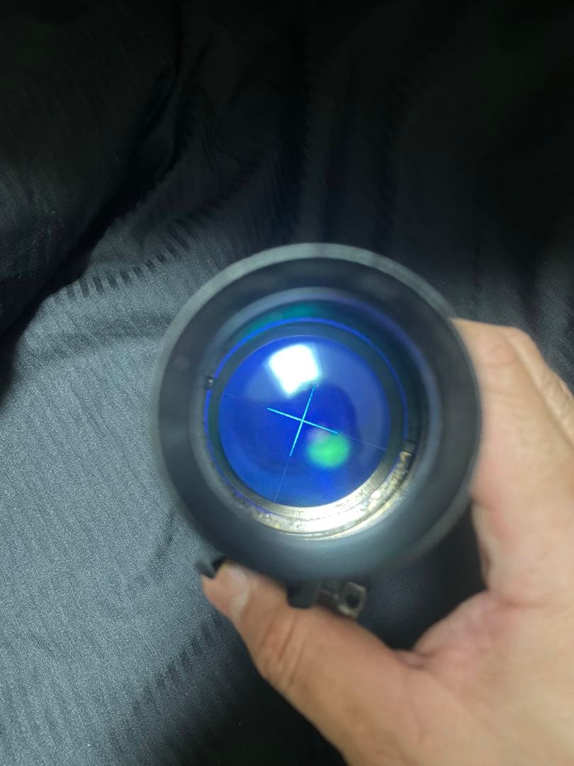 ショートスコープ　1.5-4倍　イルミネーション赤青緑点灯　エアガン　トイガン