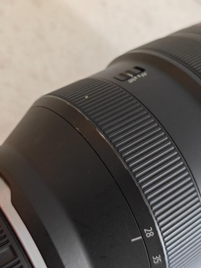 Canon RF28-70mm F2 ズームレンズ