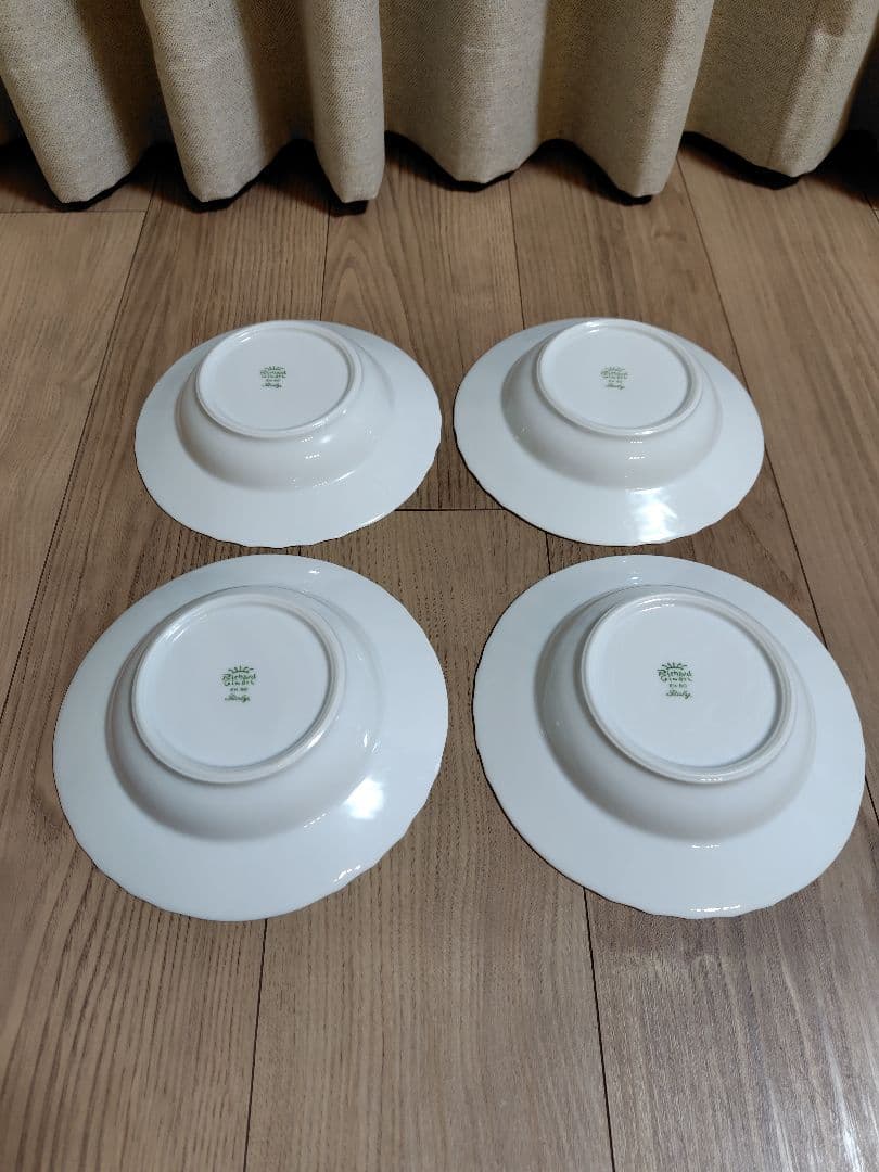 リチャードジノリ　ベッキオホワイト　スーププレート20cm