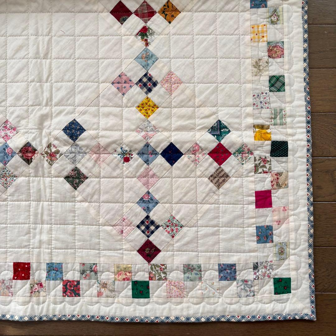 ハンドメイドタペストリー　ベビーキルト パッチワーク