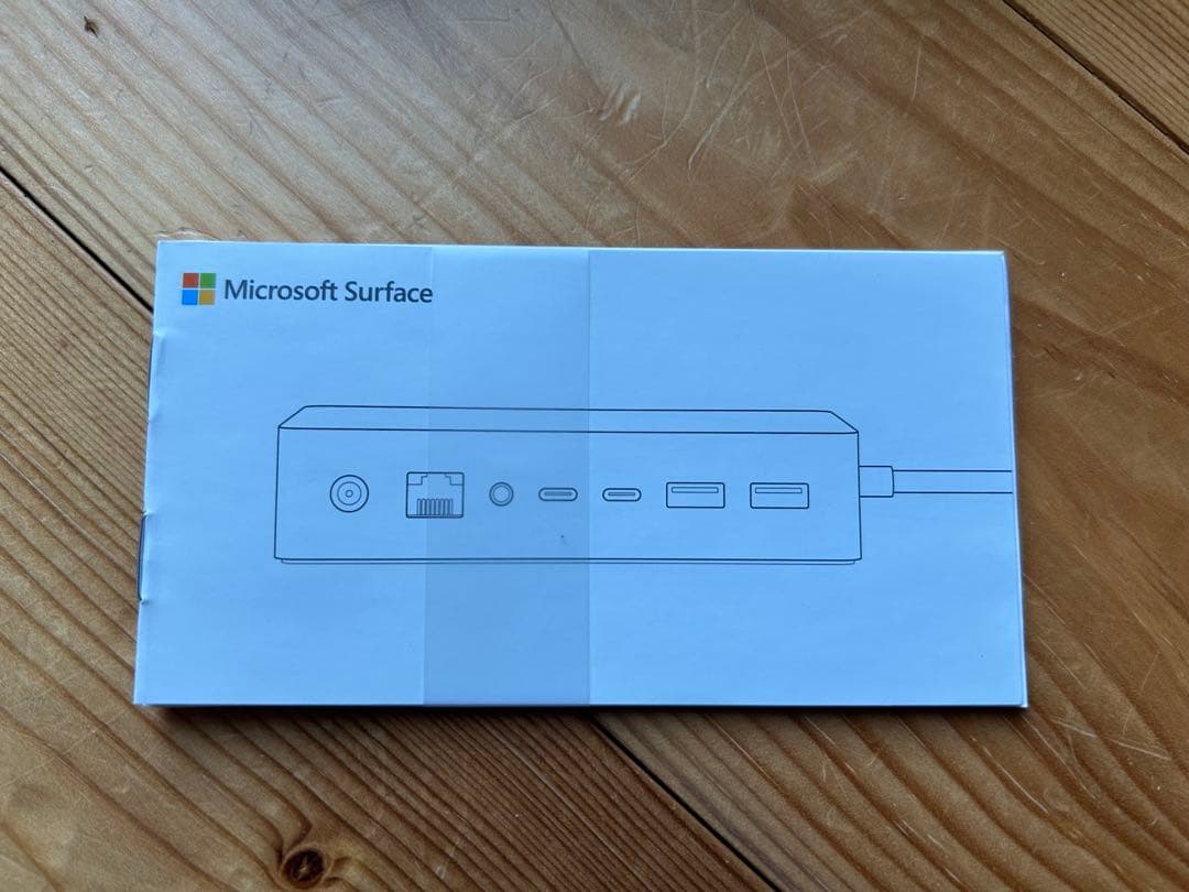 【美品】Microsoft Surface Dock 2
