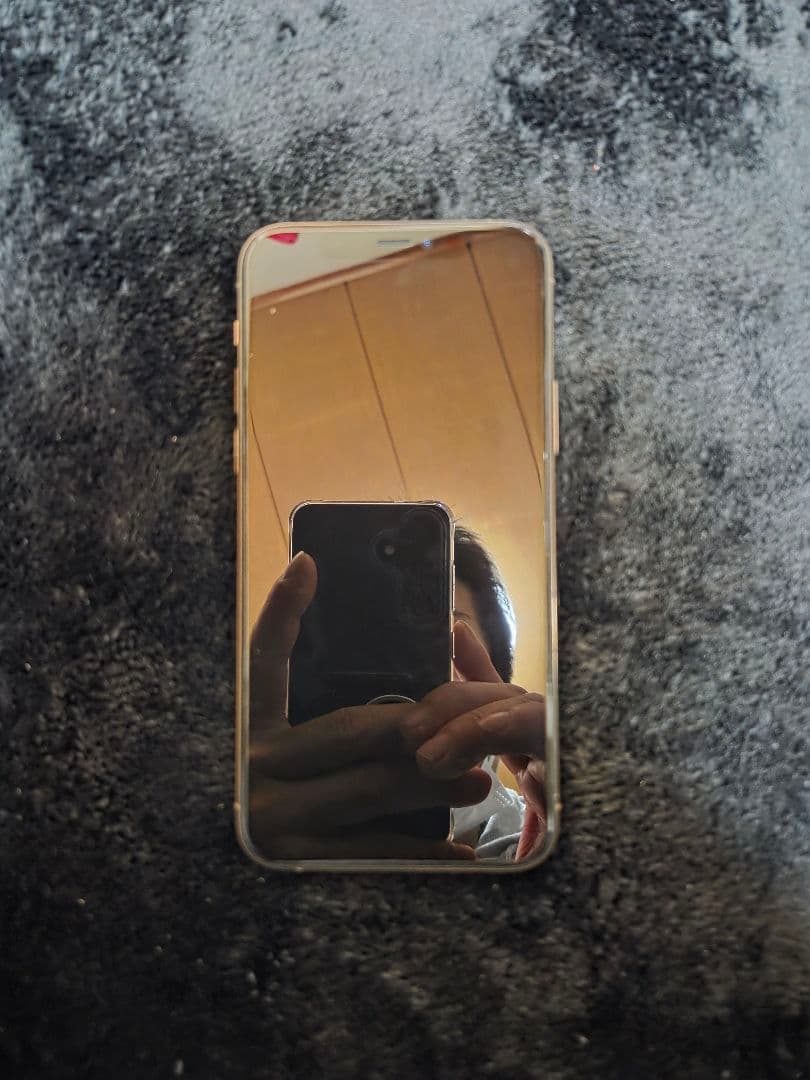 Apple iPhone 11 ゴールド　ジャンク