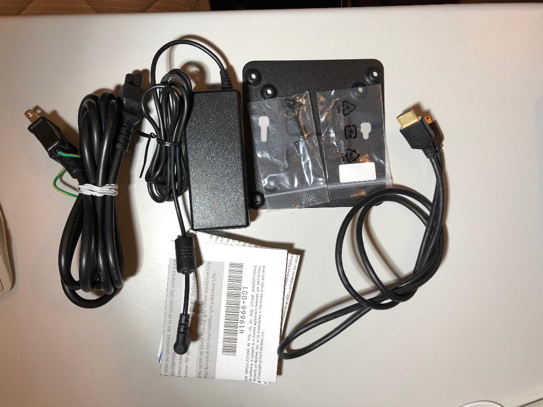 Intel NUC D54250WYKH(i5-4250U)&メモリ16GB