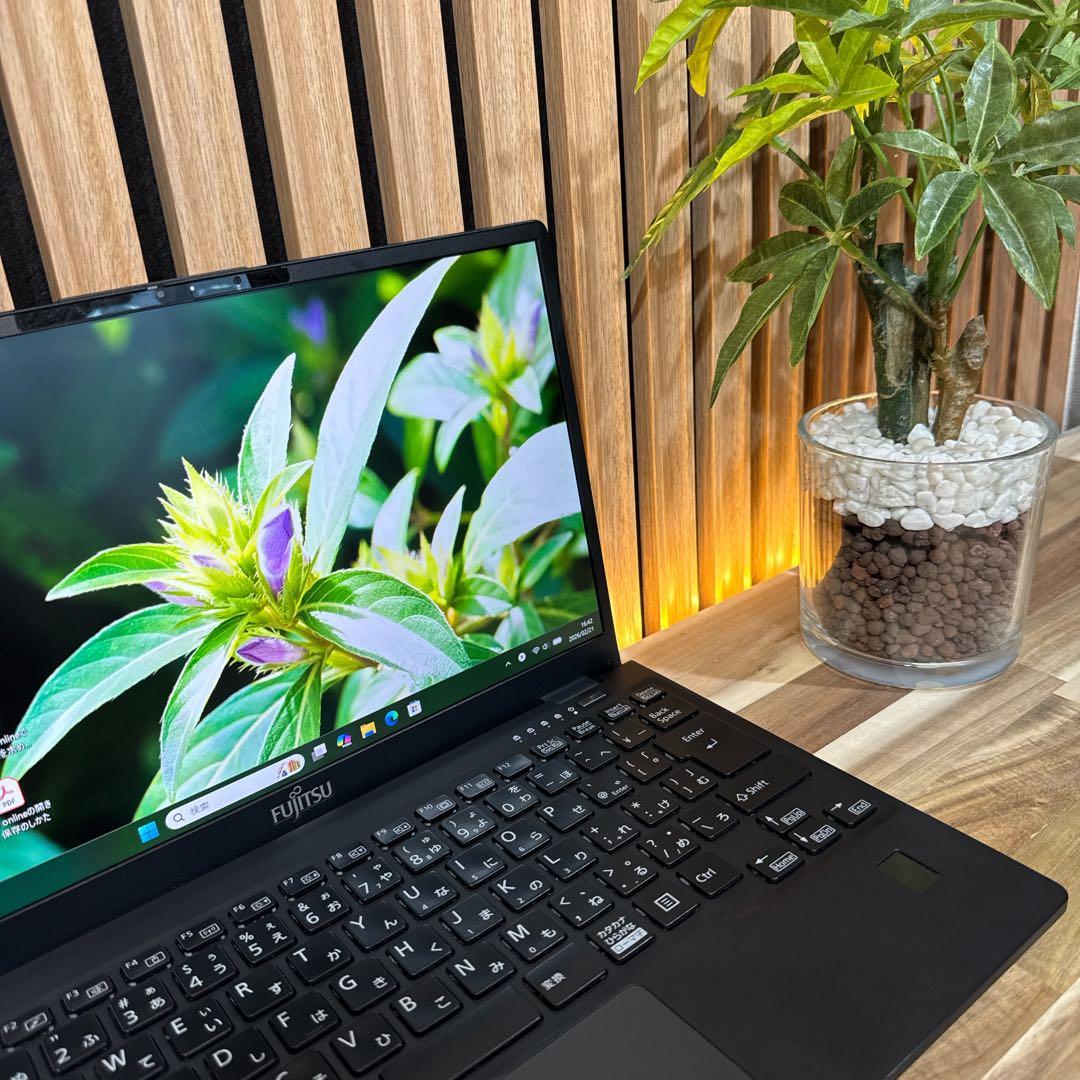美品 LTE 2022年製‼️LIFEBOOK☘️第12世代☘️FHD☘ノートパソコン