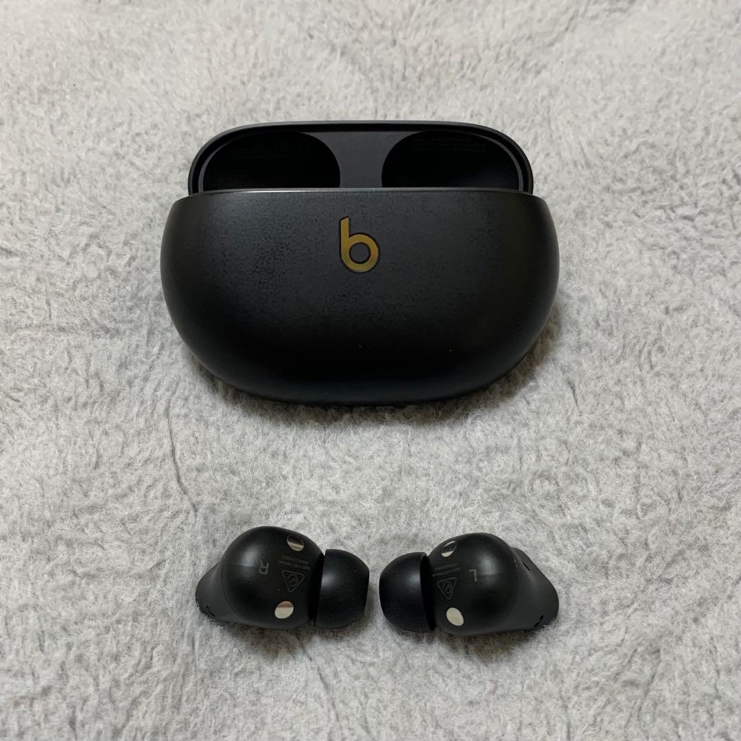 美品　beats studio buds + 動作確認済