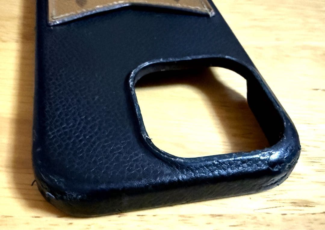 iPhone 14 Pro ケース モノグラム