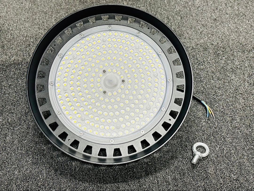 水銀灯風LED投光器 5000k 倉庫 工場 高天井照明 水銀灯2000Ｗ相当