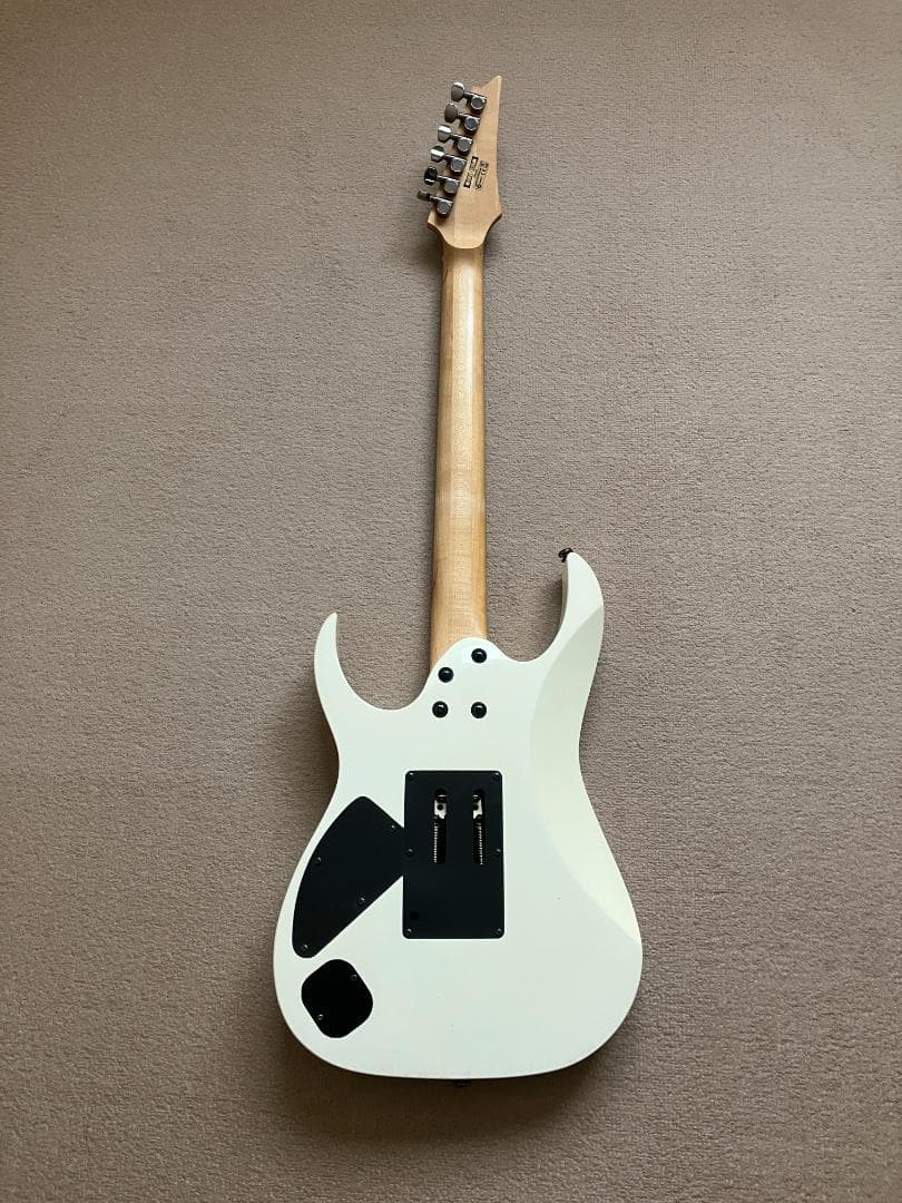 IBANEZ RGR-520D Seymour Duncan２発搭載 !!