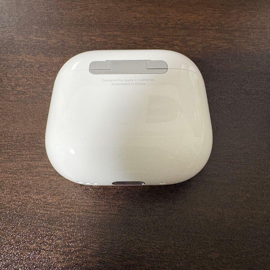 ケース無しApple AirPods 4 アクティブノイズ キャンセリング搭載