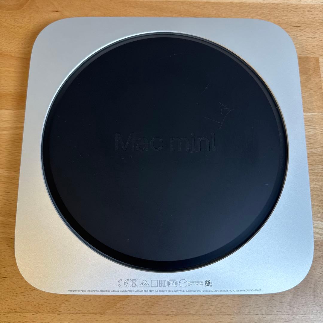 Mac mini M1 16GB 512GB本体と付属品