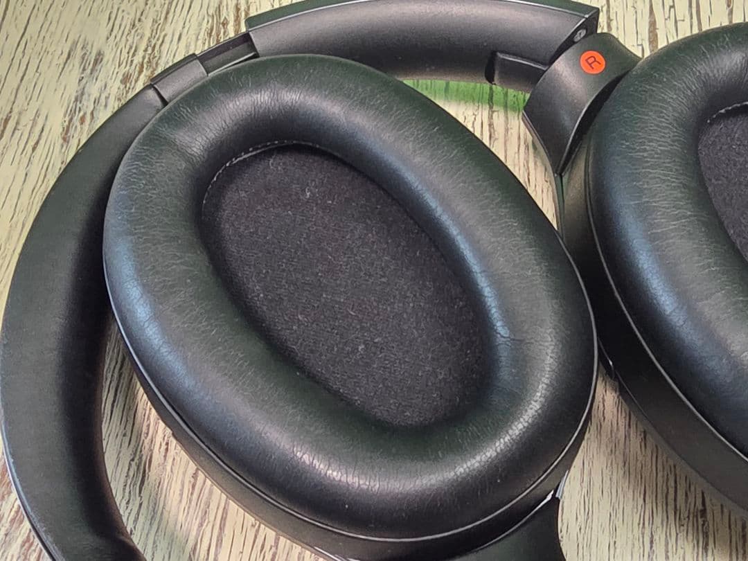 SONY MDR-1000X ノイズキャンセリング ワイヤレスヘッドホン