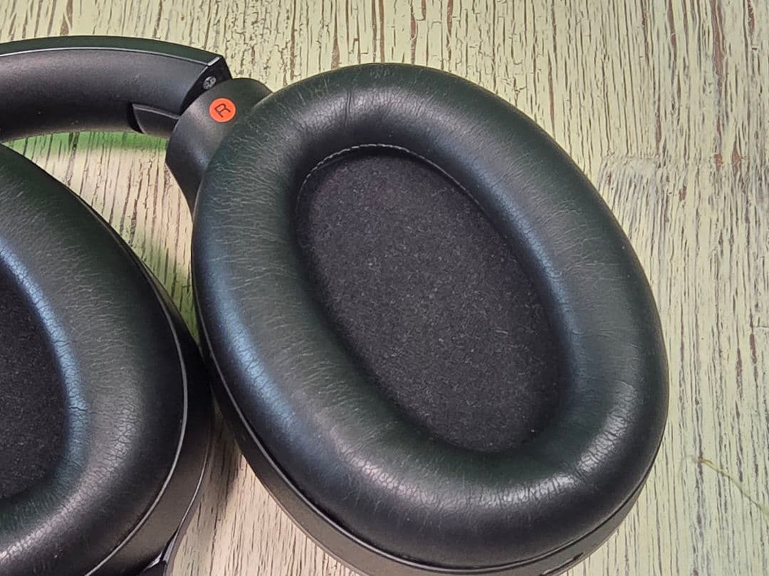 SONY MDR-1000X ノイズキャンセリング ワイヤレスヘッドホン