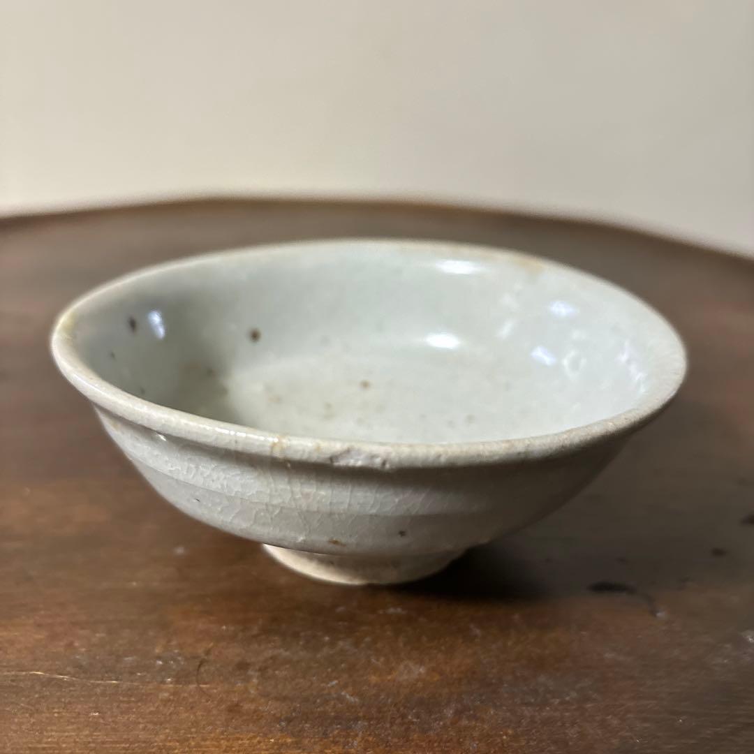 李朝盃　小鉢　白磁　堅手　小服茶碗　韓国アンティーク　古道具　古民芸　古陶磁