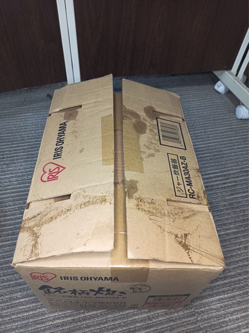 F1975【未使用品】アイリスオーヤマ　2021年製　ジャー炊飯器　3合炊き