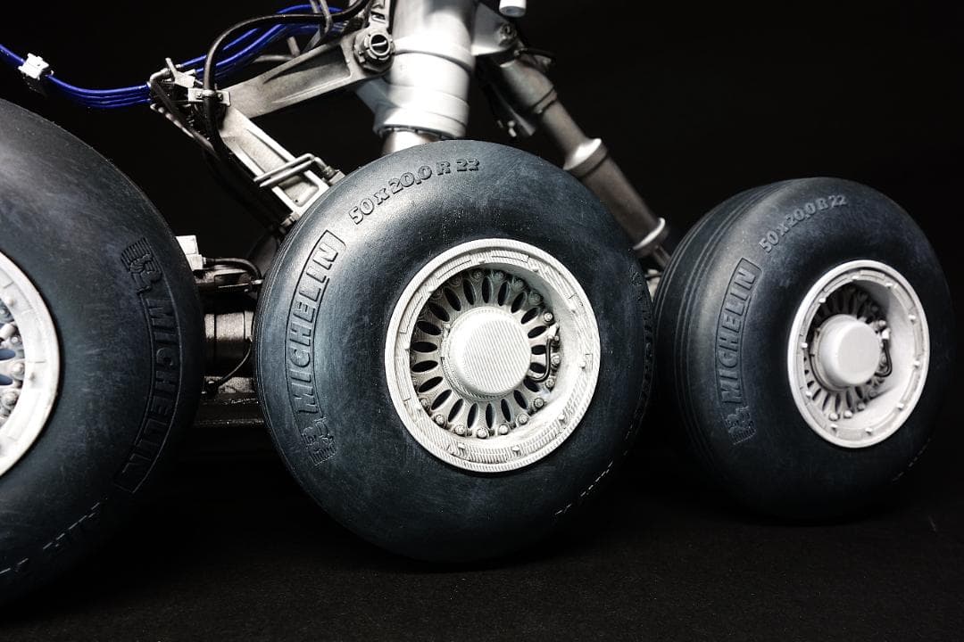 ボーイング777-300ER　主脚モデル完成品