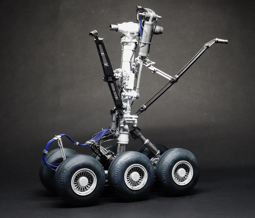 ボーイング777-300ER　主脚モデル完成品