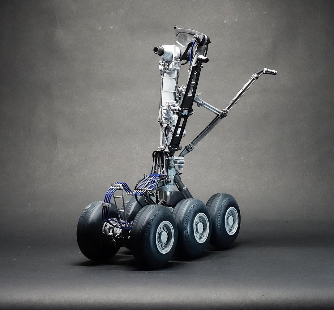 ボーイング777-300ER　主脚モデル完成品