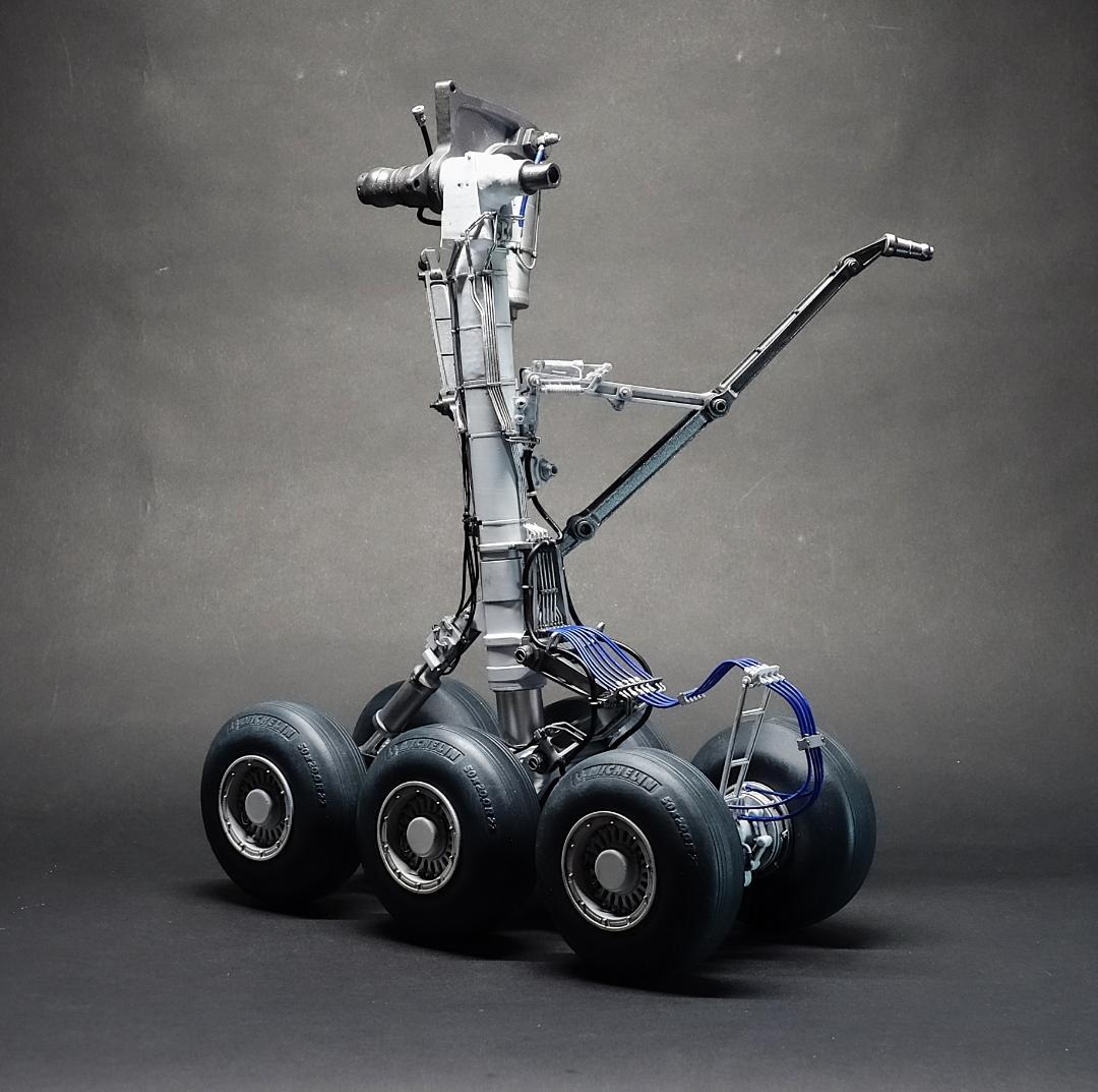 ボーイング777-300ER　主脚モデル完成品