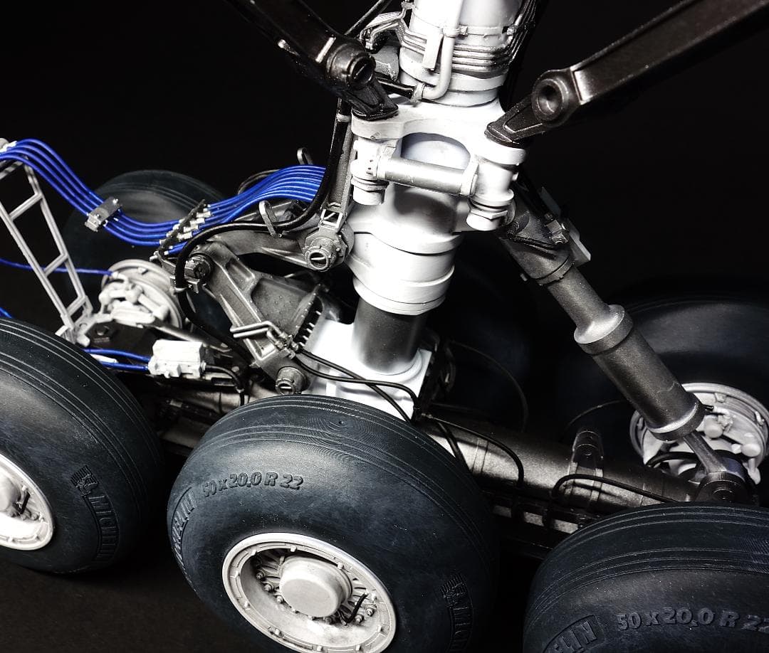 ボーイング777-300ER　主脚モデル完成品