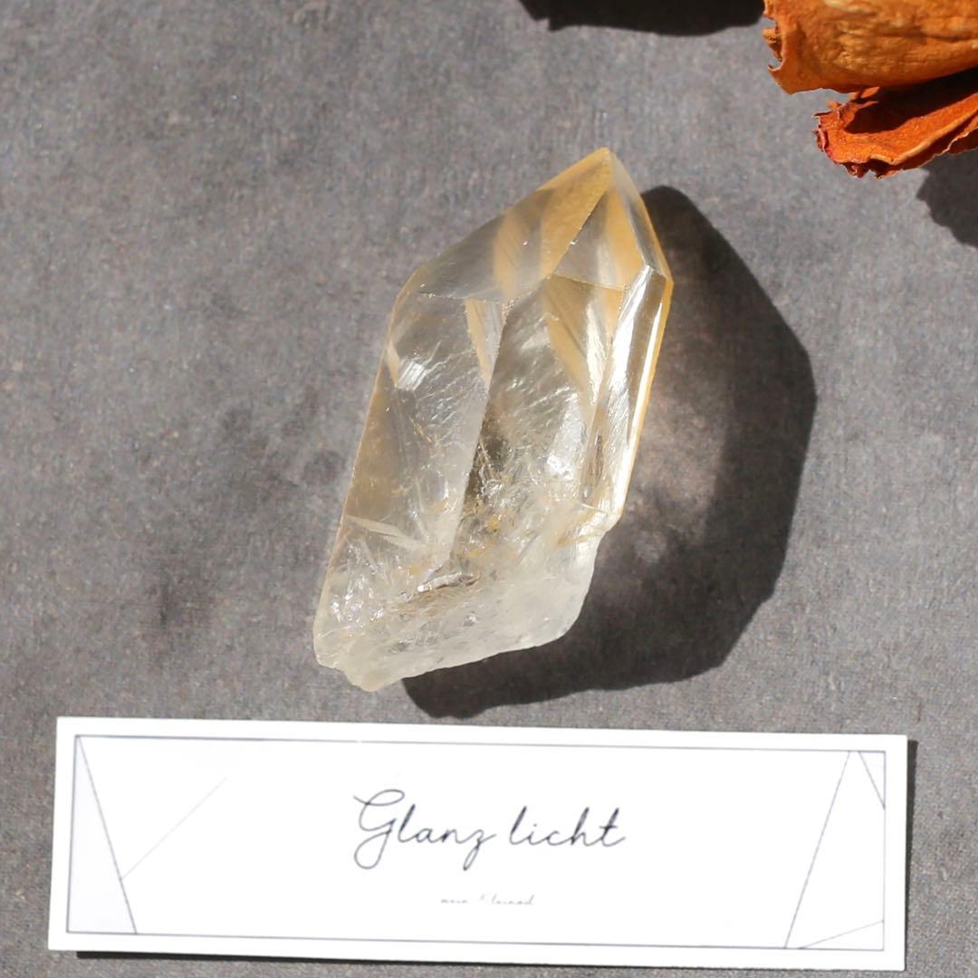 希少！貫入水晶 ゴールデンヒーラー クォーツ 原石 水晶 鉱物 希少石 天然石