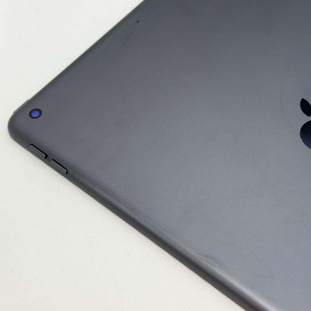 【美品】iPad 第7世代 32GB Wi-Fiモデル スペースグレイ