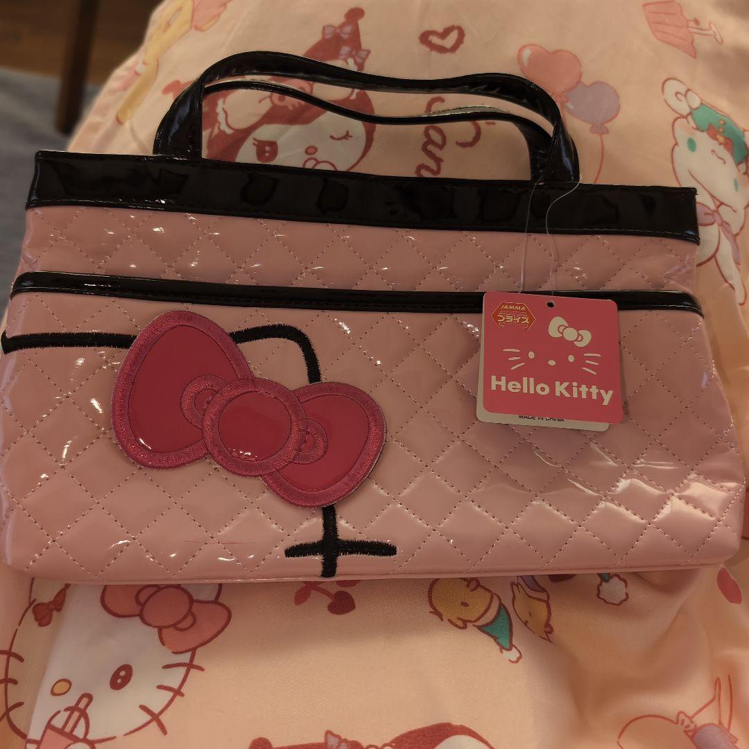 Hello Kitty ハンドバッグと財布セット