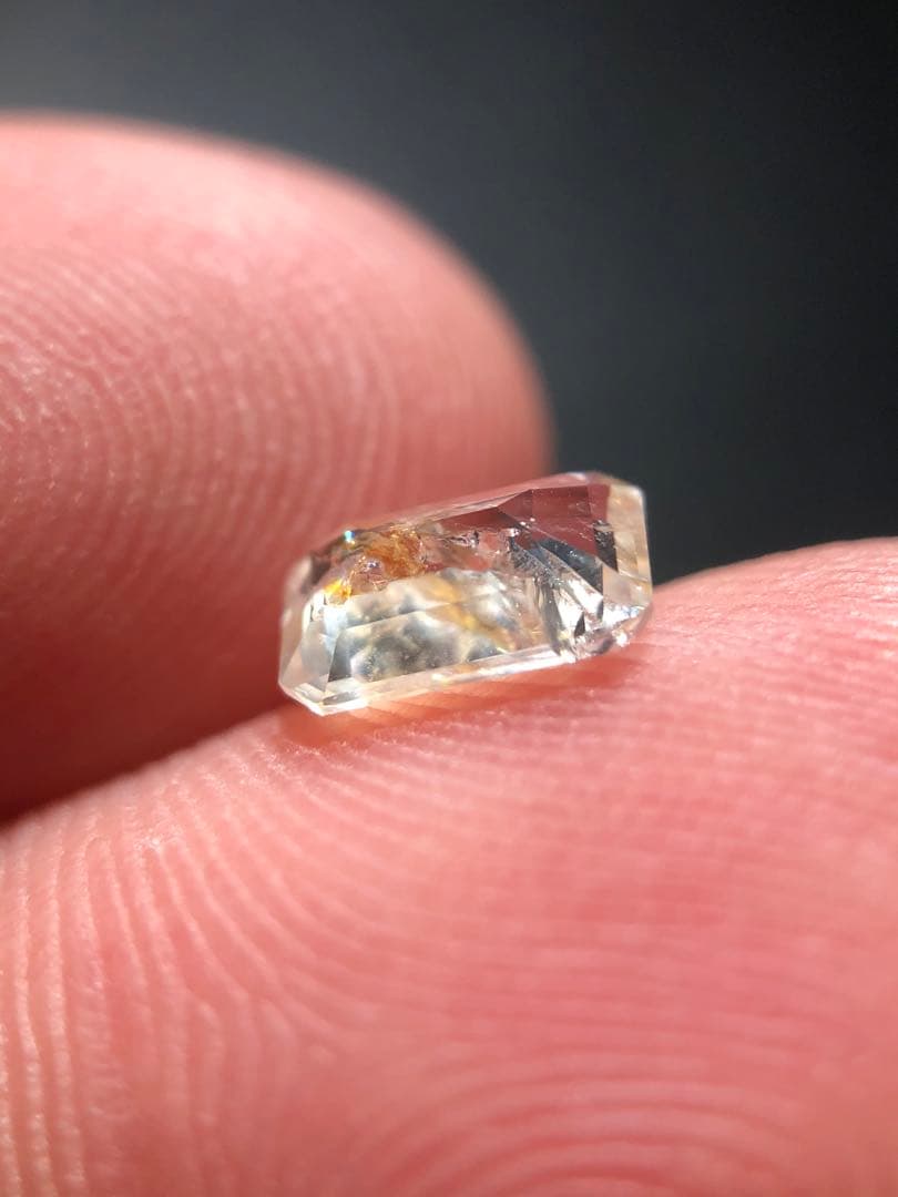 自然の美　フェナカイト　フェナサイト　0.6ct
