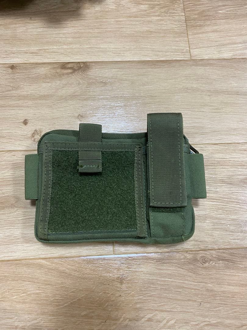 実物Warrior Assault プレートキャリア オリーブドラブ　ポーチ付属