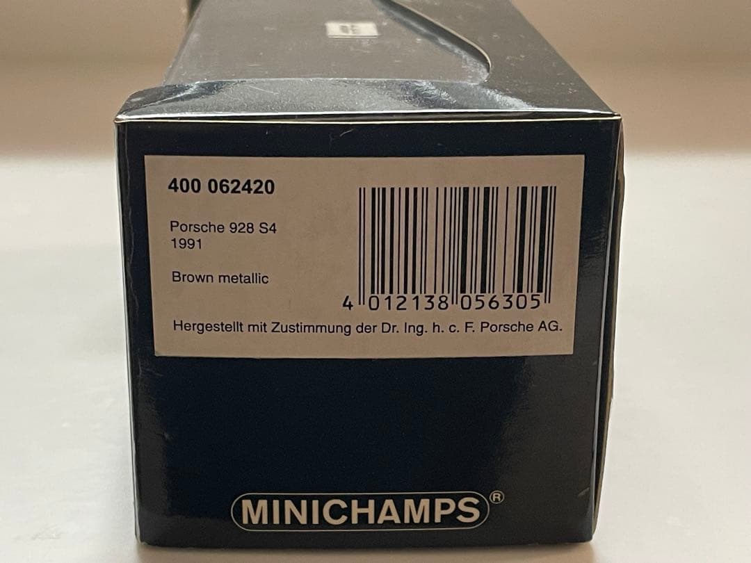 [11/9まで値下中]MINICHAMPS ポルシェ928 S4 1991 黒