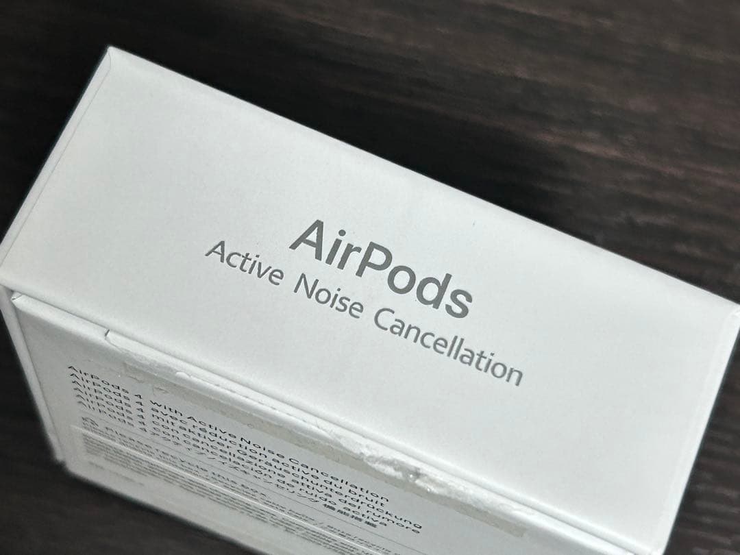 AirPods 4世代　ノイズキャンセリング搭載モデル
