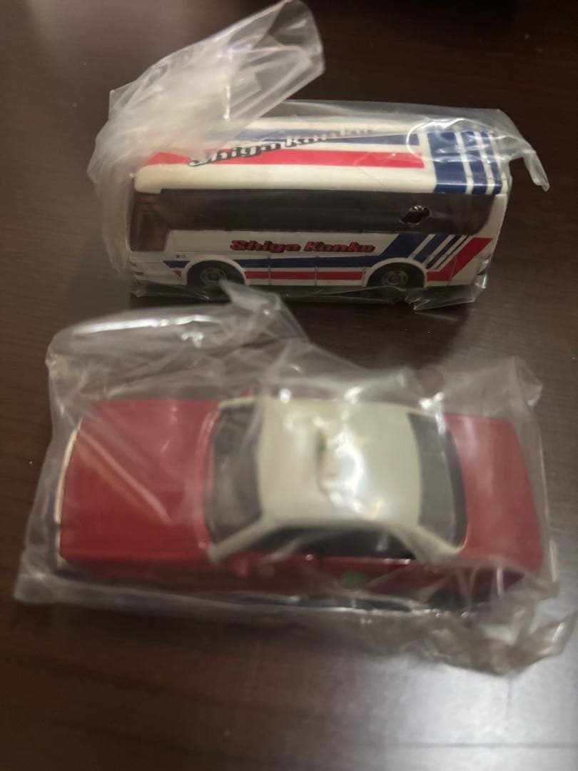 希少　ヤサカタクシー　滋賀観光バス　トミカ2台セット