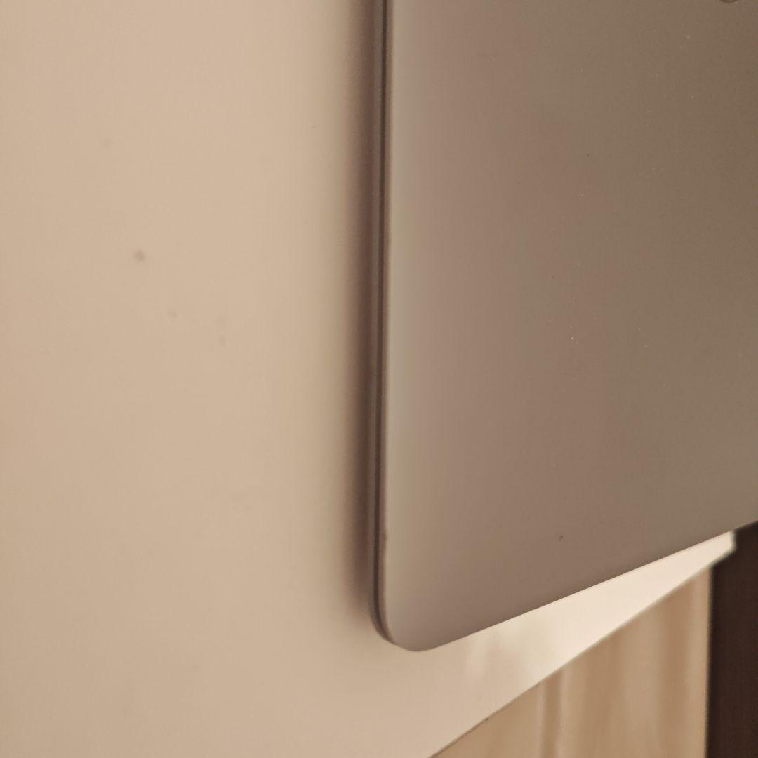 MacBook本体 Apple MacBook Air (M1, 2020)