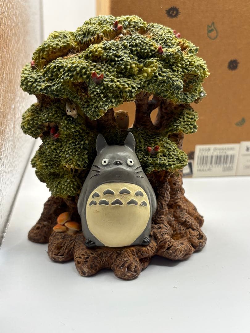 となりのトトロ　CDスタンド　アンティーク　置物　森の木　ジブリ　どんぐり共和国