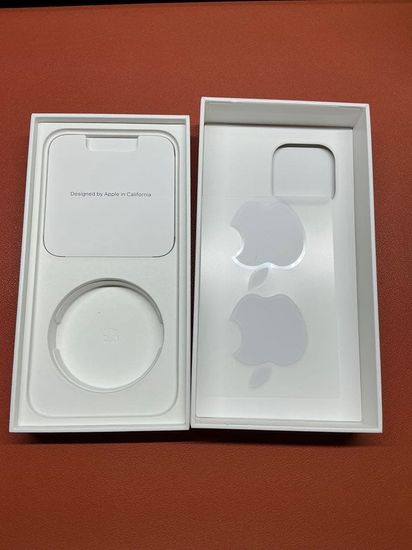 Apple iPhone 14 Pro Max 256GBシルバー本体　おまけ付