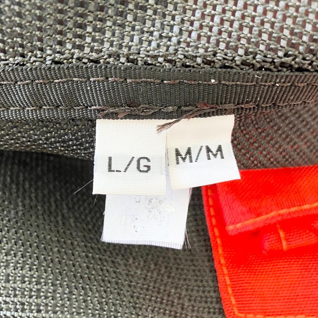 【美品】ベスト 未着用　反射材付き　赤　黒　FERNO 　ファーノ　送料無料